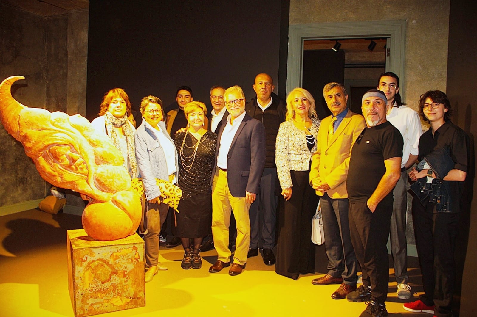 Müşterekler Sergisinde Genç Heykeltıraş Doruk Aydar’dan Anlamlı Mesaj: “Anka’nın Yolculuğu”