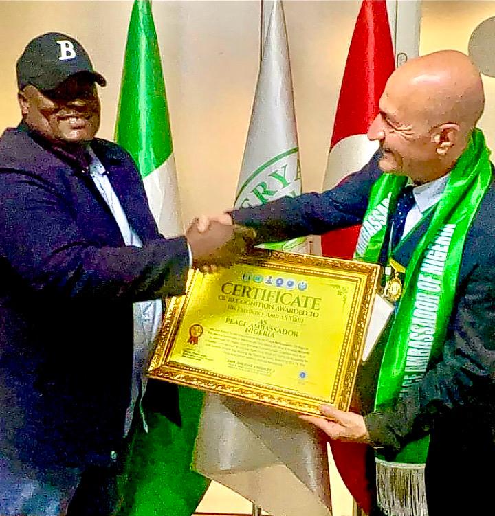 Türk Vatandaşı Ali Yıldız’a Nijerya’dan Prestijli Onur: “Küresel Büyükelçi”