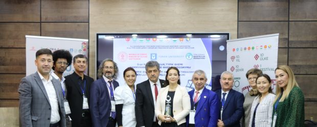Türk Dünyası İletişim ve Sanat Sempozyumu ile Belgesel Film Gösterimleri Almatı’da Yapıldı